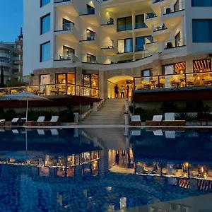 **** Hotel Harbour Albanie